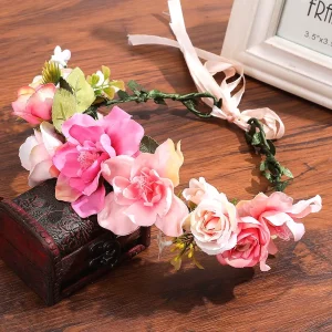 corona de flores de composicion de peonia y rosa 2